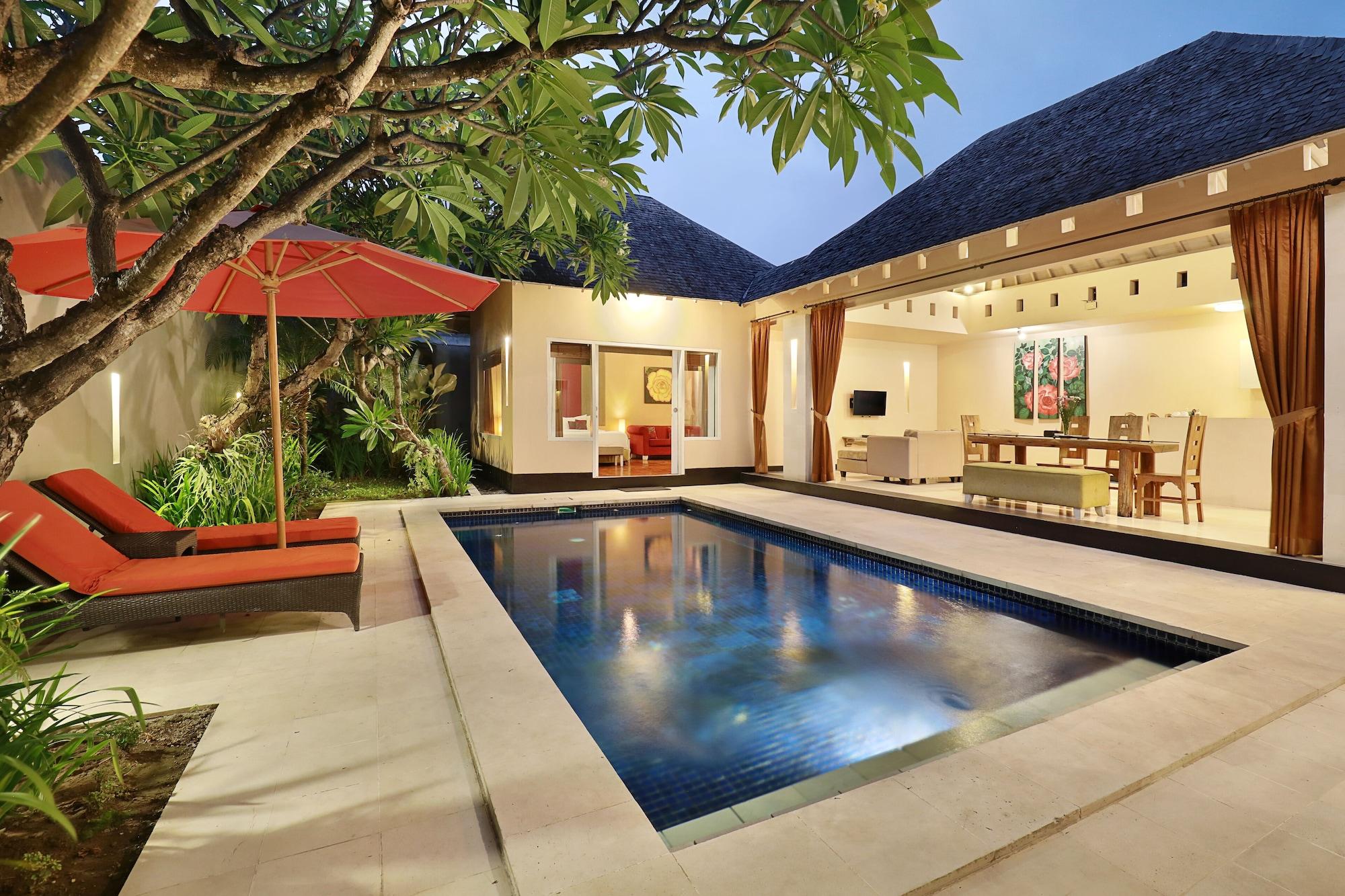 Kamuela Villas Seminyak Экстерьер фото