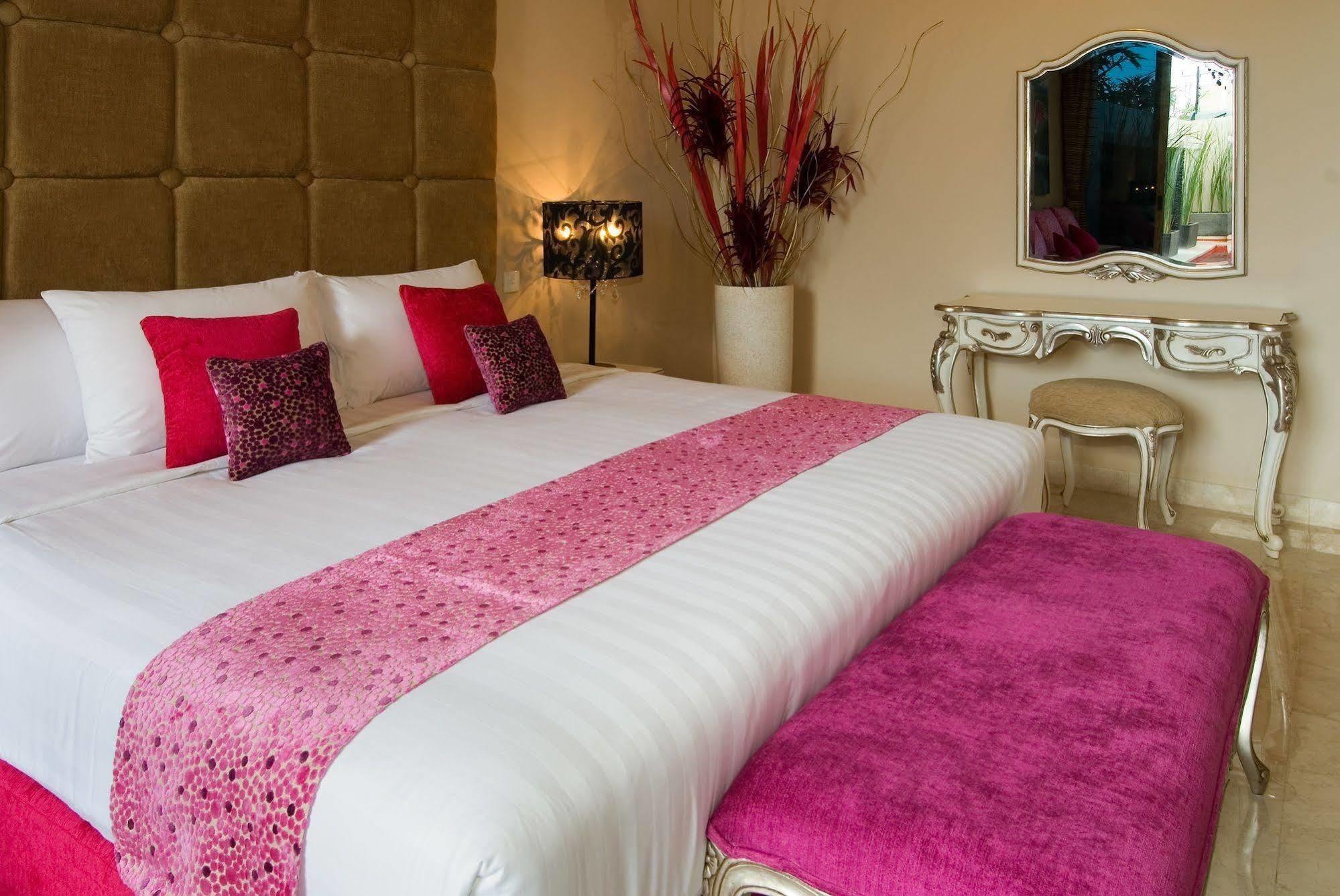 Kamuela Villas Seminyak Экстерьер фото